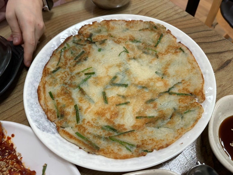 [속초 맛집] 초당순두부 - 인심 좋은 사장님의 황태해장국 정식과 감자전! 설악 쏘라노 맛집. 관련 이미지 12