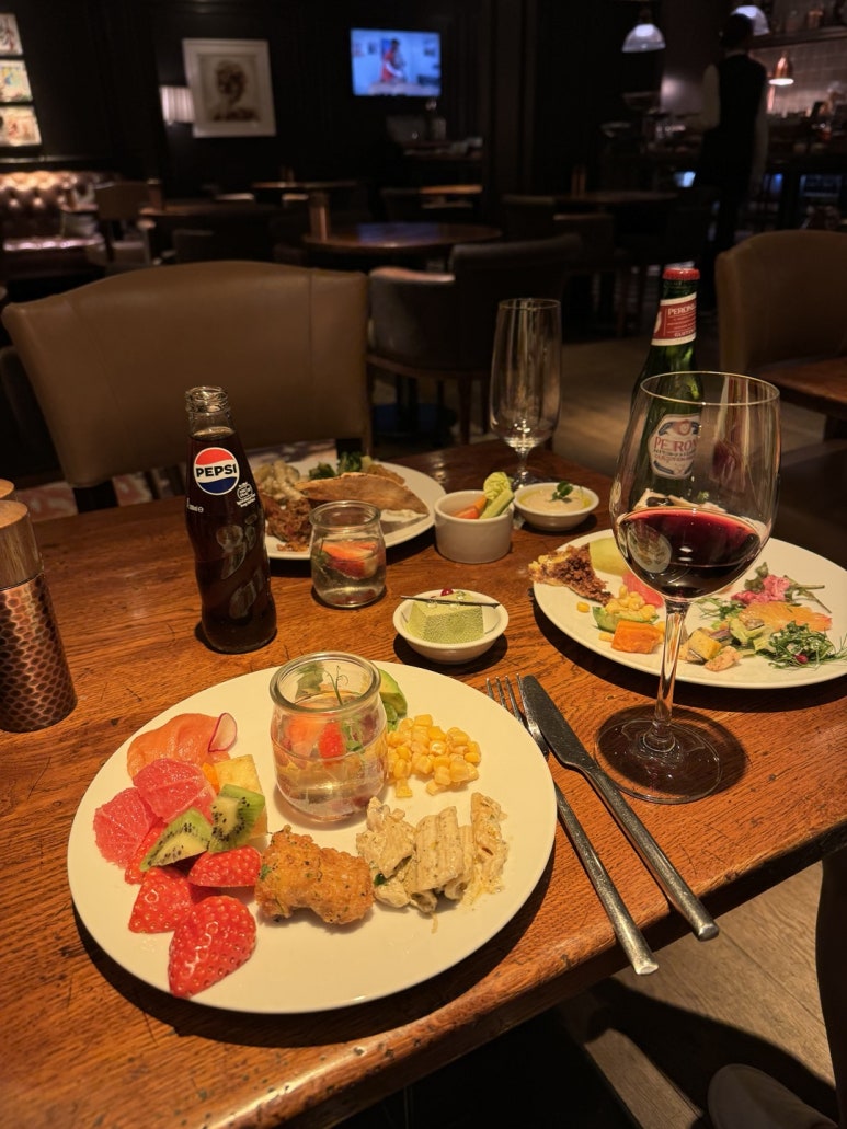 London Marriott Hotel Park Lane – London 5-Star Hotel Staycation, Part 4: Breakfast Favorite, Executive Lounge and Swimming Pool, Penhaligon’s Amenities—An Honest, Self-Paid Review image 50