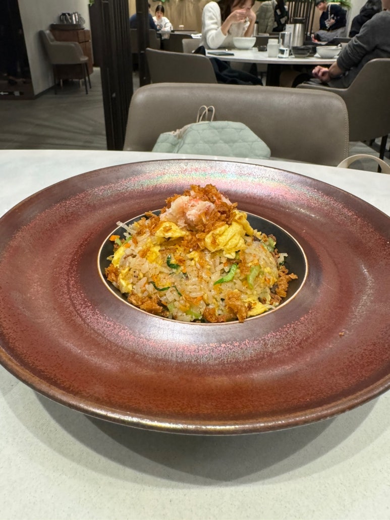 [더현대서울 맛집] 도원스타일 - 더현대 다이닝위크로 최대 30프로 할인 탑티어 중식당. 소고기 안심 탕수육, 그린 파파야 유린기, 양주식 바비큐 볶음밥. 관련 이미지 22