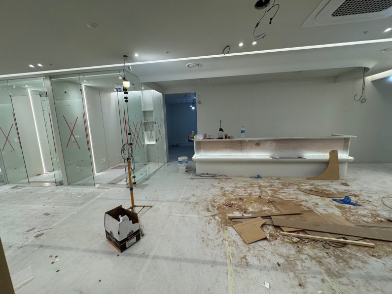 꿈의 치과; 레브 치과. 신사역 도산대로 가로수길 입구250평의 대형치과로 새로이 오픈 하는 소회. 관련 이미지 5