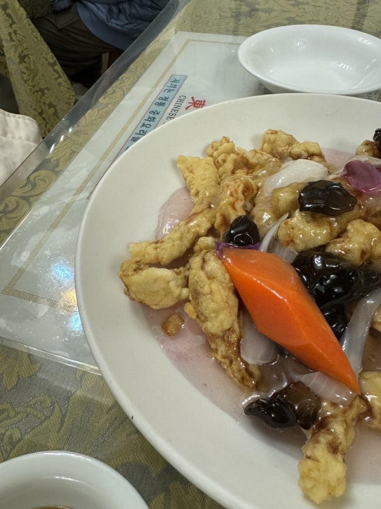 [부산여행 맛집] 동화반점 - 블루리본서베이 부산 3대 중국음식 맛집. 난자완스, 탕수육, 짜장면 모두 다 맛있는 60년 전통의 중식당. 관련 이미지 13