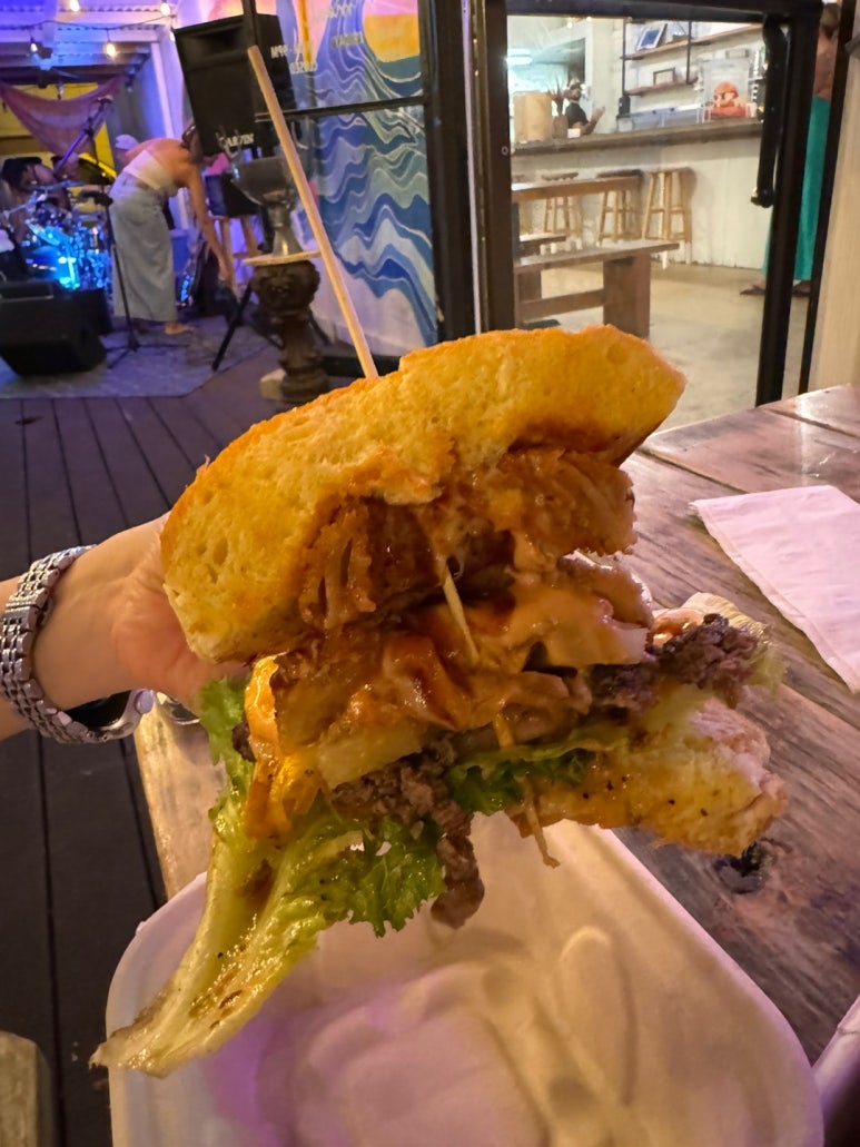 [하와이 햄버거 맛집 비교] 세븐 브라더스 vs 테디스비거버거 - 구글맛집 하와이 3대 버거 맛집에 대한 고증. (feat. 쿠아 아이나 in 도쿄) 관련 이미지 11