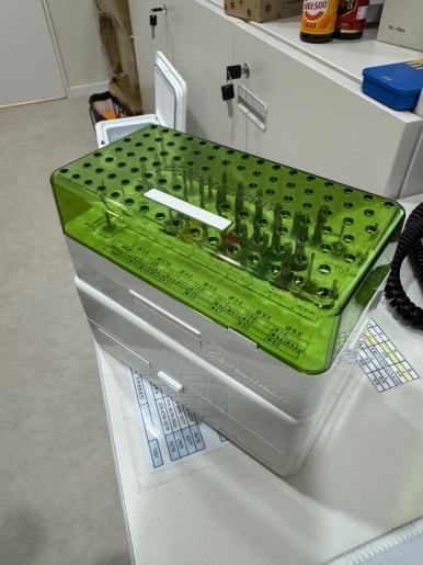 신사역 레브치과 임플란트 라인업. 관련 이미지 4