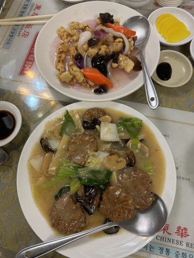 [부산여행 맛집] 동화반점 - 블루리본서베이 부산 3대 중국음식 맛집. 난자완스, 탕수육, 짜장면 모두 다 맛있는 60년 전통의 중식당. 관련 이미지 1