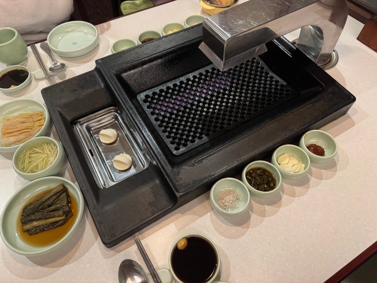 [논현동 맛집] 영동장어 - 성시경 먹을텐데 추천 맛집. 주류 라인업, 룸 아이 동반 가능, 슈퍼카 발렛가능!.. 관련 이미지 10