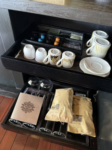 불가리 발리 - 인생 최고의 휴양지. 장동건 부부 신혼여행 인도양 오션뷰 풀빌라 추천. 메리어트 플래티넘 호캉스. 룸서비스/조식/야외수영장/레스토랑 후기. 관련 이미지 41