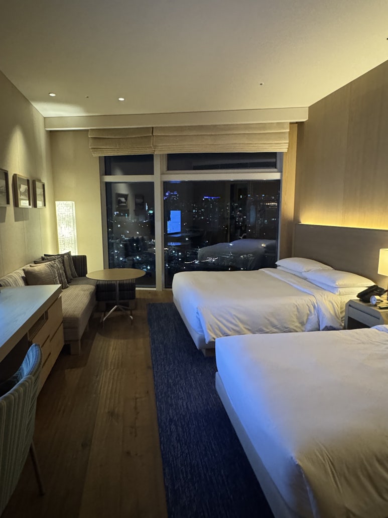 파크하얏트 부산 - 디럭스 패밀리 트윈. 추석연휴 아이랑 차타고 놀러갔다온 후기. 수영장, 조식. 관련 이미지 3