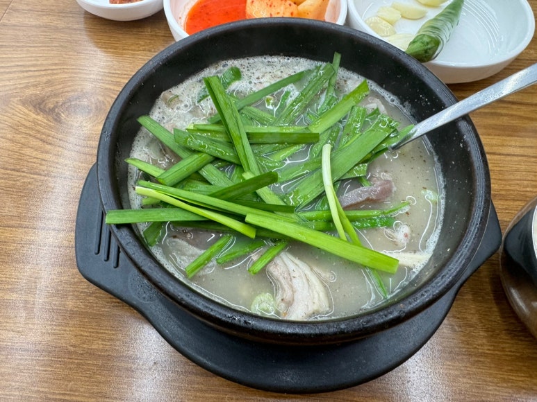 [남영역 순대국밥] 원조제일 어버이순대 - 매일 직접 만드는 찹쌀 순대가 들어간 순대국밥 맛집. 관련 이미지 11