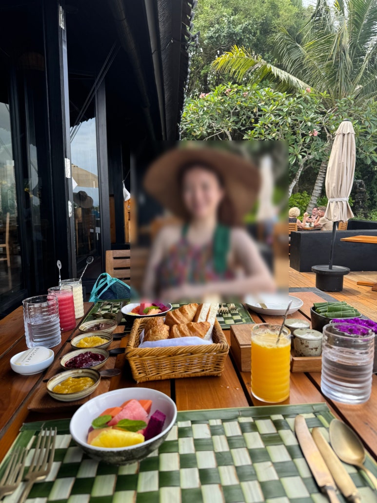 불가리 발리 2편 - 베이비시터가 있는 발리 풀빌라. 야외수영장, 조식, 레스토랑 후기. 관련 이미지 17