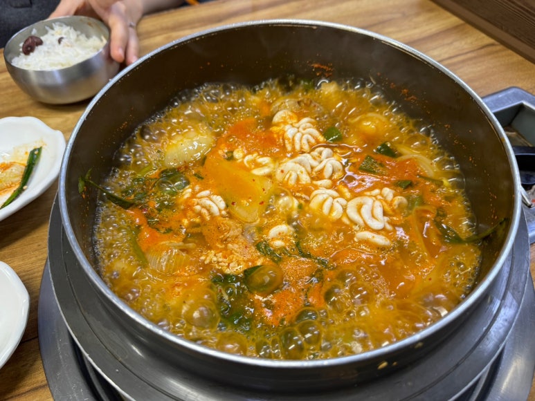 [인사동 맛집] 부산식당 - 50년 전통의 생대구탕 맛집. 부산에서 먹는 바로 그 맛! 주차 꿀팁. 관련 이미지 15