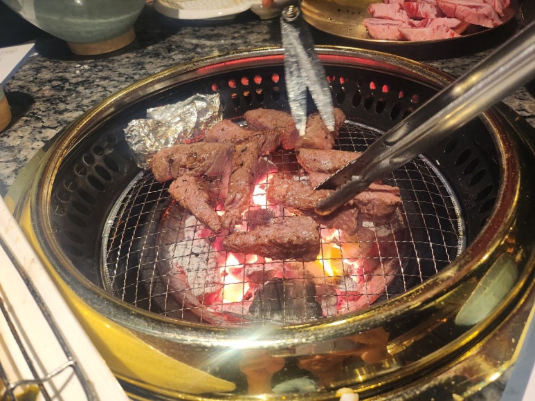 [교대역 맛집] 감돈 - 숙성목살 맛집. 와인을 곁들일 수 있는 돼지고기 맛집. 관련 이미지 22