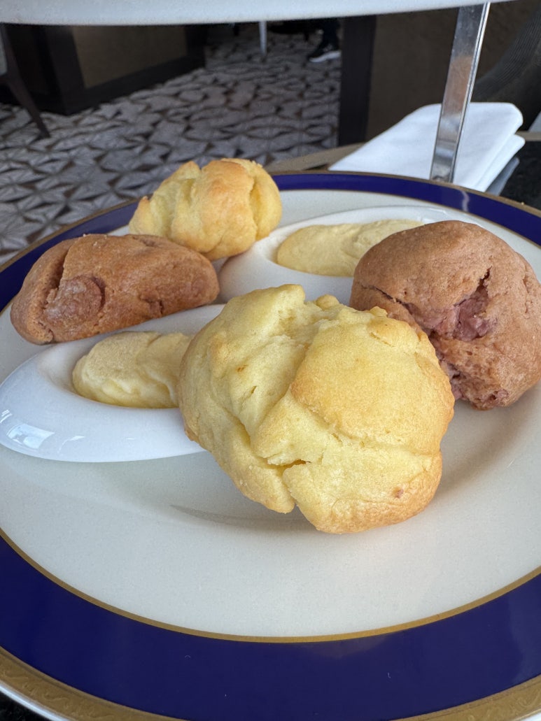 [The Ritz-Carlton, Tokyo] Afternoon tea and the club lounge — a somewhat disappointing self-paid review. Admission for two: 500,000 won. image 28