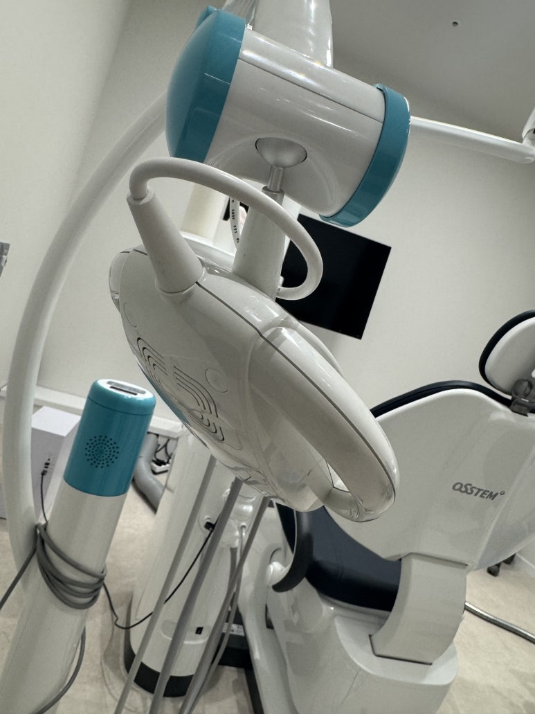 앞니치아미백 비용 들인만큼 잘되는 치과 찾는법. 신사역 치과 미백 성지. 관련 이미지 9