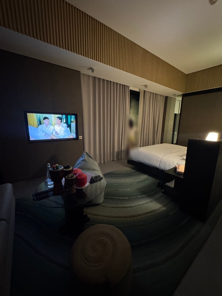 W 발리 스미냑 1편 - 킹베드 오아시스 빌라 둘러보기! 플래티넘 업그레이드 후기. 관련 이미지 10