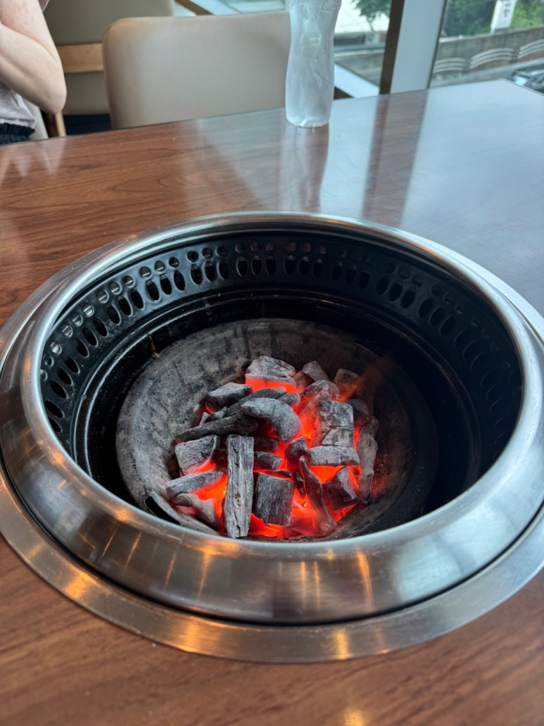 [워커힐 맛집] 송도갈비 구리워커힐점 - 양념돼지갈비 탑티어 맛집. 한강뷰 모임하기 좋은 곳. 리뉴얼 런치메뉴(점심한상) 후기. 관련 이미지 5