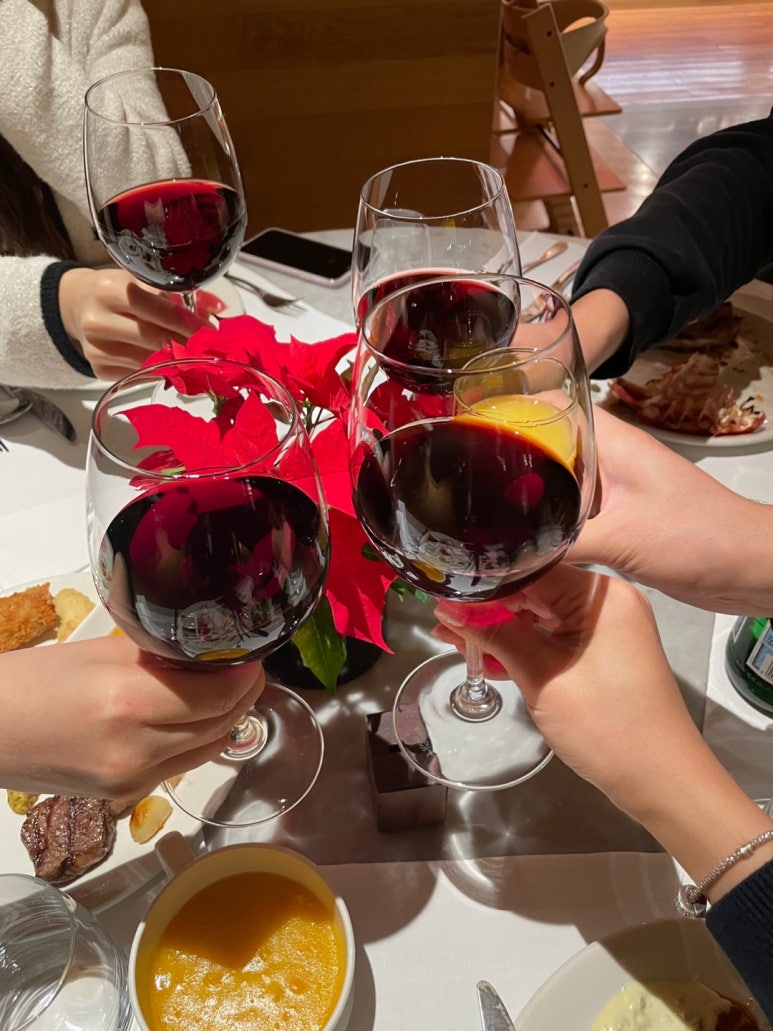 [롯데호텔서울 맛집] 라세느 - 12월 회식 장소 추천. 새로운 트레비클럽 다이닝 할인 받아 싸게먹기. 메뉴 공략!! 롯데다이아몬드카드 발렛주차. 관련 이미지 33