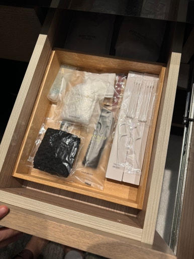 콘래드 오사카 호캉스의 모든 것 - 현아플, 힐튼 아너스 골드, 조식, 라운지, 레스토랑, 수영장, 사우나. Adieu 2023. (1) 관련 이미지 21