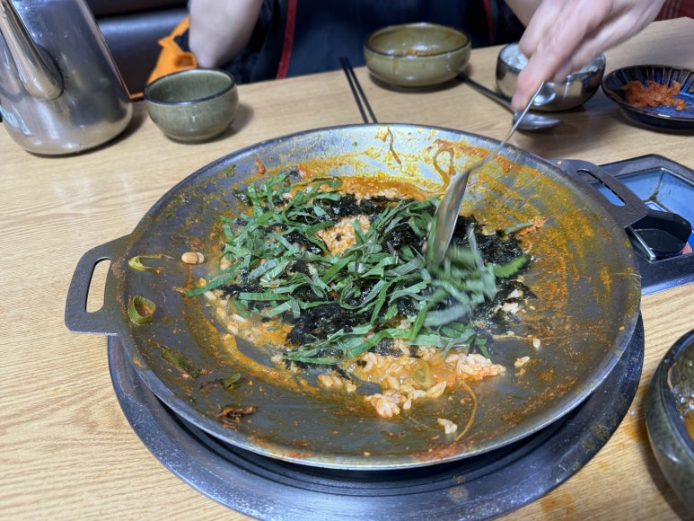 [암사동 맛집] 초롱이고모부대찌개 - 한국 최고의 부대찌개 성지. 맛있는녀석들, 백년가게, 블루리본서베이 부대전골 맛집. 주차팁. 관련 이미지 18
