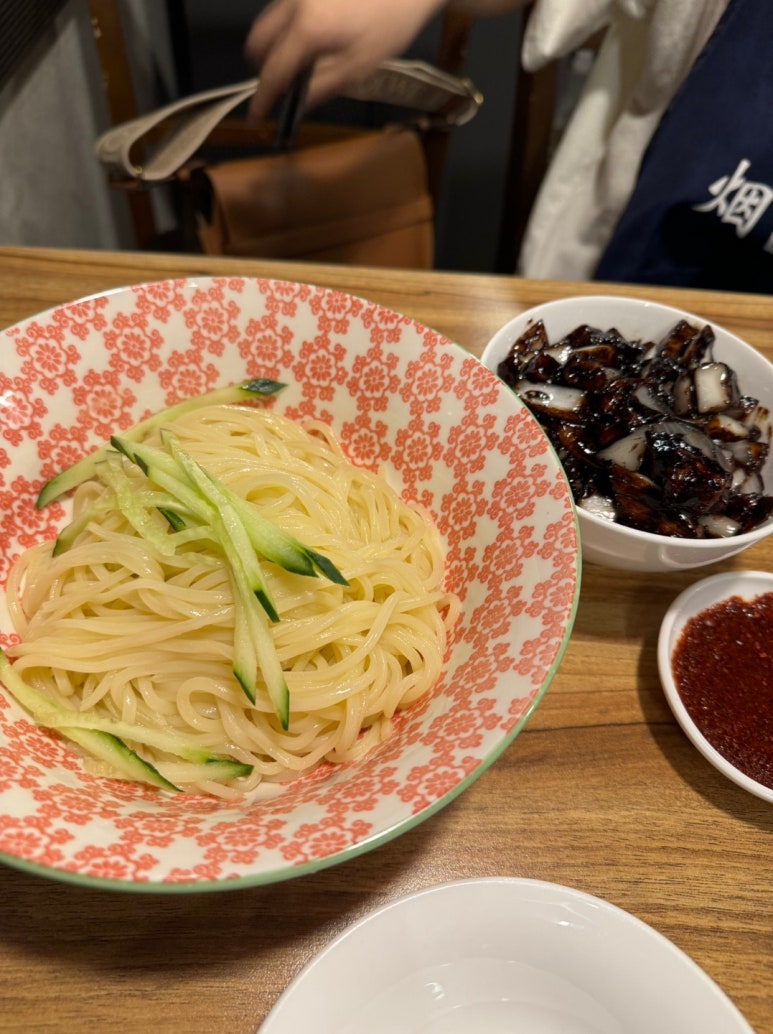 [외대앞역 맛집] 영화장 - 80년된 간짜장, 짬뽕, 탕수육이 맛있는 오래된 백년가게 중식당 맛집. 관련 이미지 19