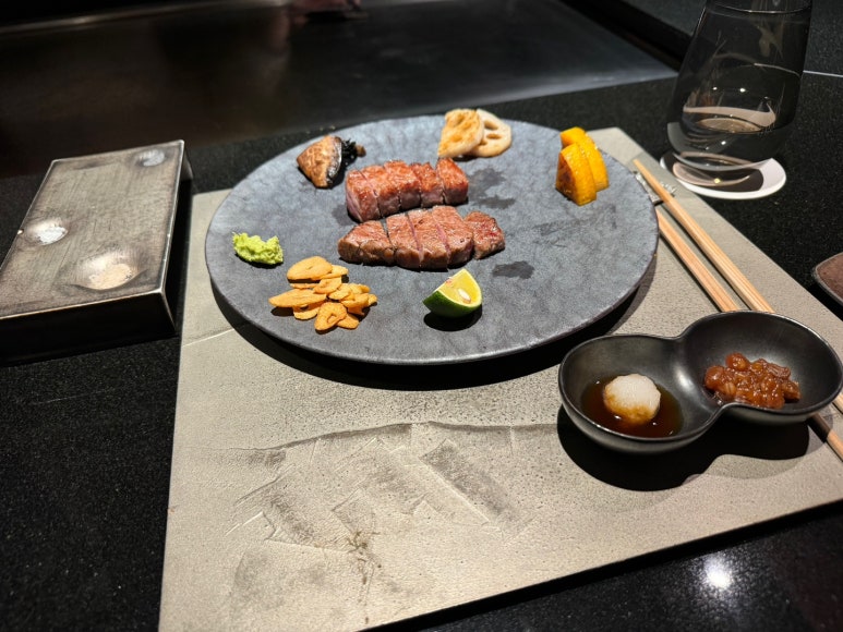 [콘래드 오사카 레스토랑] 쿠라(KURA) - 蔵 Teppanyaki & Sushi - 테판야키, 스시 맛집 완전 정복 2부작. 현아플, 힐튼 골드 할인. 예약방법. 관련 이미지 36