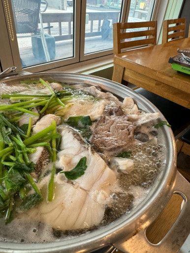 [속초 맛집] 속초생대구 - 수요미식회 블루리본서베이 11개 생대구 & 생대구전 동명항 주차가능 맛집. 관련 이미지 2