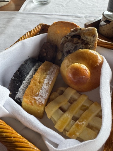 불가리 발리 2편 - 베이비시터가 있는 발리 풀빌라. 야외수영장, 조식, 레스토랑 후기. 관련 이미지 21