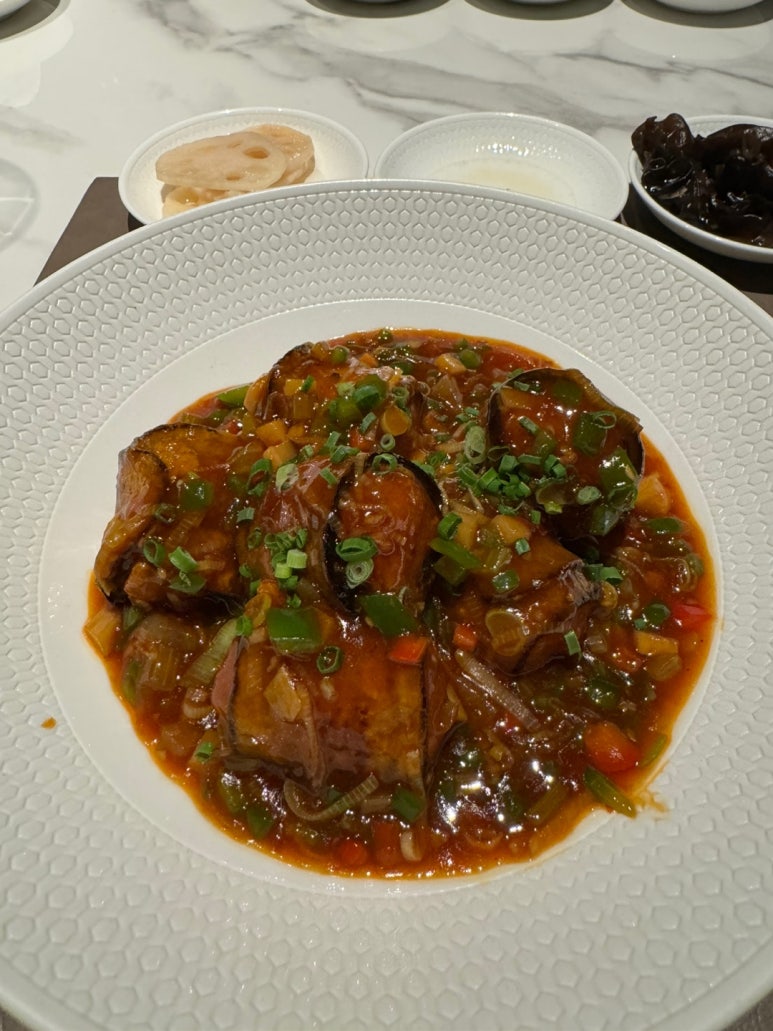 [조선팰리스 맛집] 더그레이트 홍연 - 최고의 북경오리 맛집. 유유안, 쥬에와 비교! 역삼역 가족모임 장소추천. 클럽조선 멤버십 활용하기. 관련 이미지 10