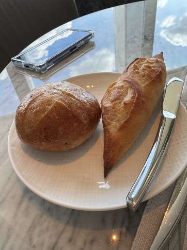 [시그니엘 서울 더라운지] - 잠실 브런치 맛집. 시그니엘 클럽 10% 할인. 발렛 신용카드. 롯데호텔 서울 비교. 롯데호텔멤버십 트레비 클럽. 관련 이미지 13