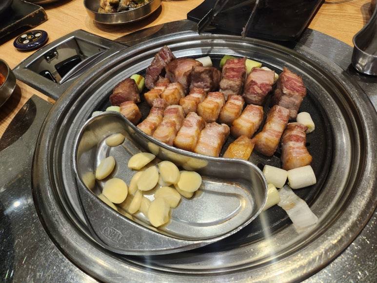 [역삼동 삼겹살 맛집] 돝고기506 - 룸예약 가능한 깔끔하고 맛있는 역삼역 모임맛집. 회식장소추천. 주차가능. 관련 이미지 11