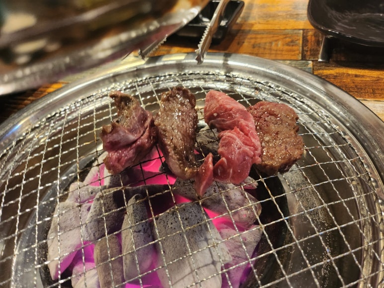 [신사동 한우 맛집] 신비갈비살 - 가성비 최고의 가로수길 한우 갈비살 현주엽 맛집. 주차 가능. 관련 이미지 19