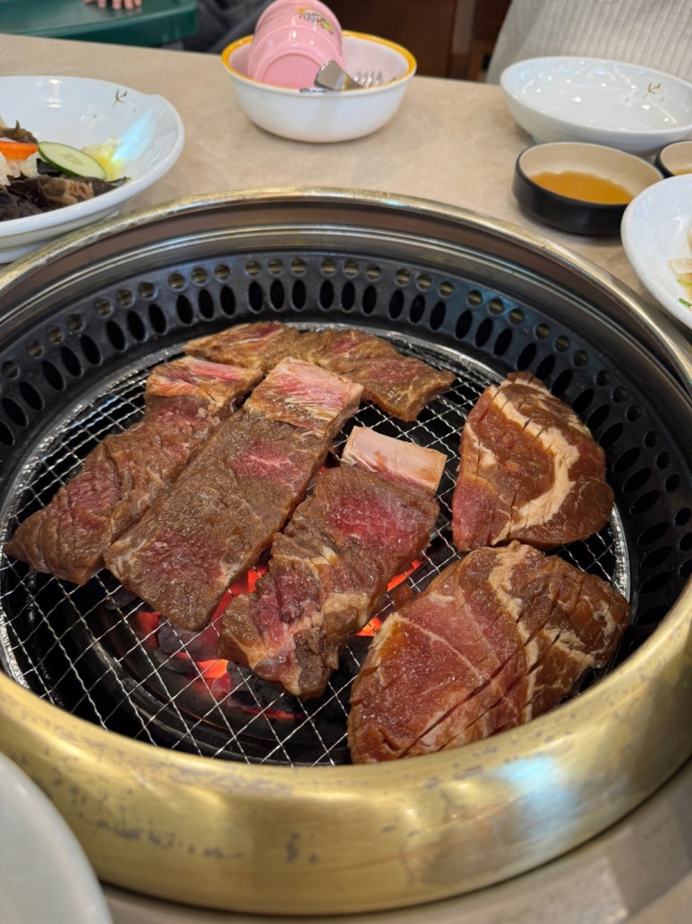 [양주시 맛집] 송추가마골 본관 - 꽤나 맛있었던 소갈비, 돼지갈비 맛집. 가족모임 맛집 추천. 관련 이미지 11