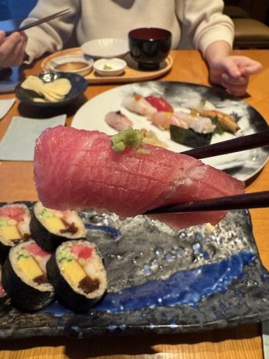 [롯데호텔 서울] 모모야마 - 생참치 듬뿍 세상 맛있는 후토마끼 맛집. 특선 12종 스시 후기. (feat. 트레비클럽) 관련 이미지 17