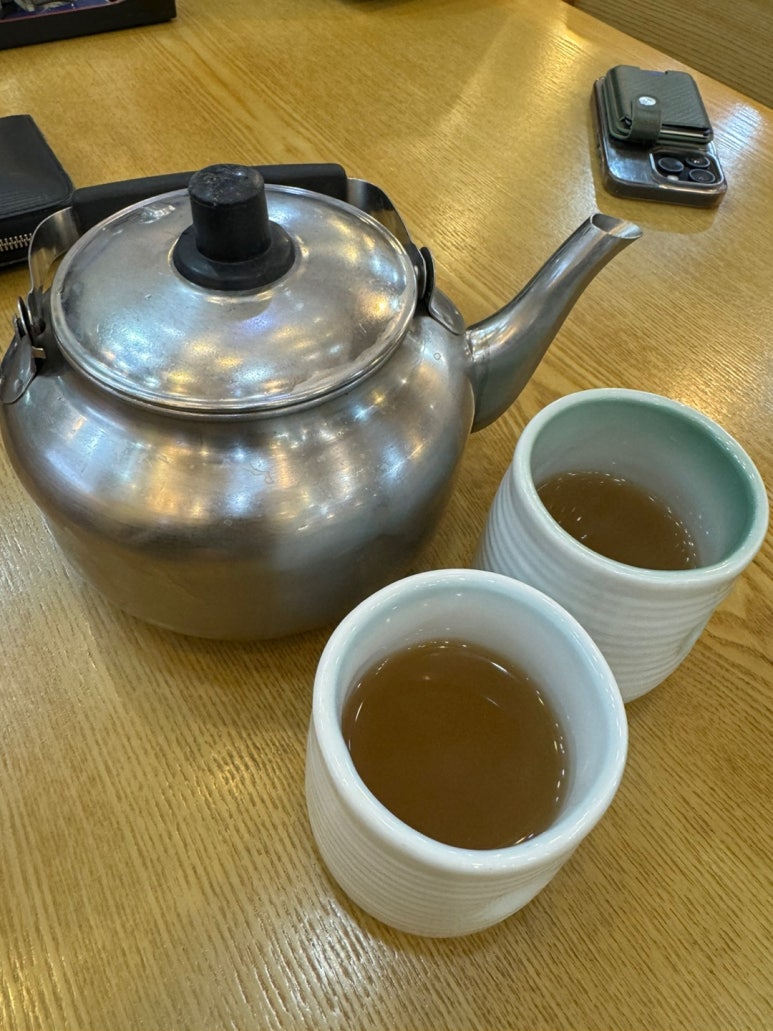 [신사동 맛집] 강남면옥 본점 - 서울 함흥냉면 맛집 5곳 리스트 총정리. 이번엔 물냉면보다 비빔냉면이 맛있는 곳. 블루리본서베이 냉면맛집. 관련 이미지 7