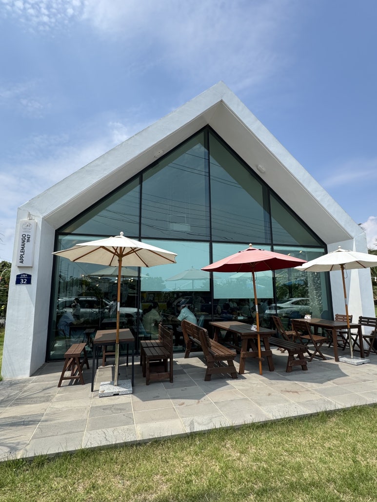 [제주 서귀포 카페] 애플망고1947 -  맛있는 제주애플망고빙수 찾는 비법은 바로 망고깍둑썰기. 망고빙수 성지 내돈내산 후기. 관련 이미지 3