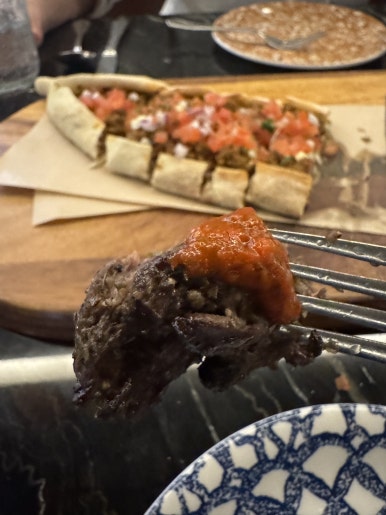 [몬드리안서울이태원] 클레오 - 지중해 음식 원탑 맛집. 양고기 피자와 비프 케밥. 아코르 멤버십 할인. 발렛 가능. 관련 이미지 14