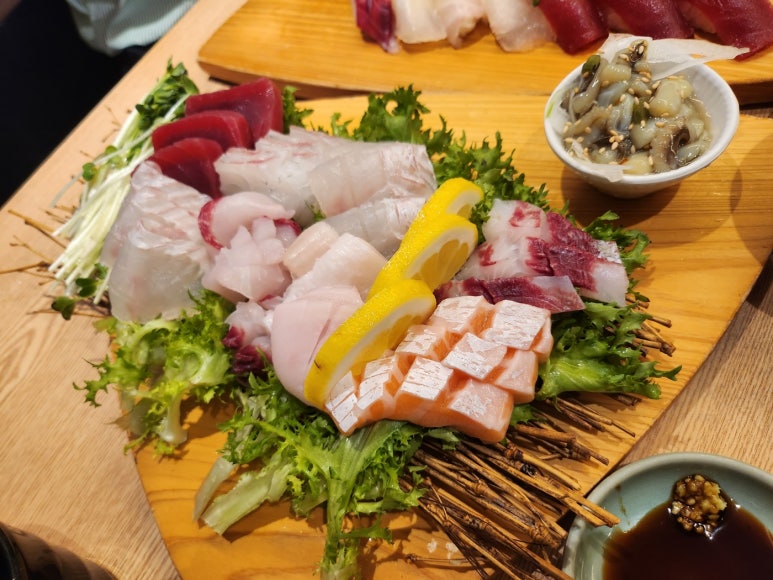 [신금호역 맛집] 스시옥 - 금호동 최고의 사시미&스시 맛집. 사시미정식을 추천합니다. 관련 이미지 2