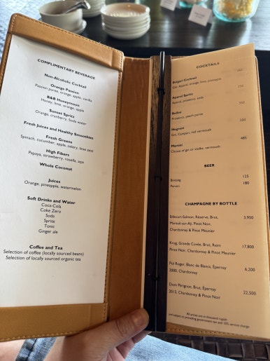 불가리 발리 - 인생 최고의 휴양지. 장동건 부부 신혼여행 인도양 오션뷰 풀빌라 추천. 메리어트 플래티넘 호캉스. 룸서비스/조식/야외수영장/레스토랑 후기. 관련 이미지 17