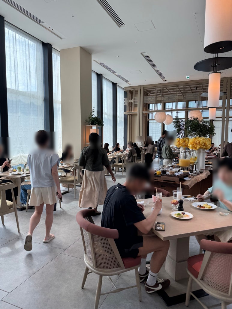 월도프 아스토리아 오사카 - 조~금은 아쉬웠던 조식 후기. 프렌치토스트 맛있습니다! 관련 이미지 1