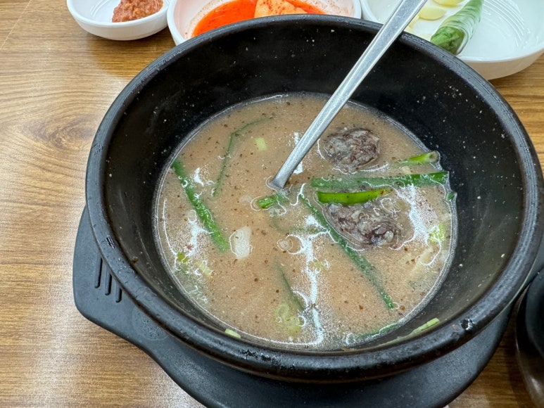 [남영역 순대국밥] 원조제일 어버이순대 - 매일 직접 만드는 찹쌀 순대가 들어간 순대국밥 맛집. 관련 이미지 15