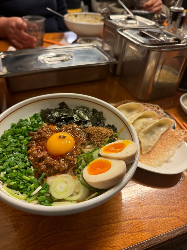 [대학로 맛집] 칸다소바 - 돈코츠라멘과 동경마제소바 세트 맛집. 야끼교자까지 깔끔하게 클리어. 관련 이미지 7