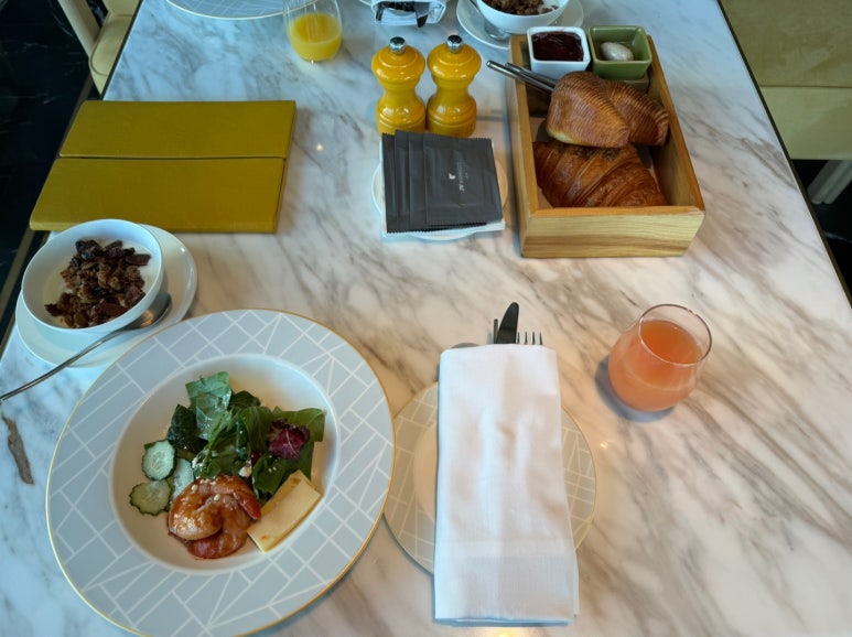 JW메리어트 제주 호캉스 - 신한 메리어트 본보이 카드 호텔 조식 5만원 할인 (조식숙제) 메뉴 추천. 아일랜드 키친 중식과 디너 뷔페까지. (2) 관련 이미지 6