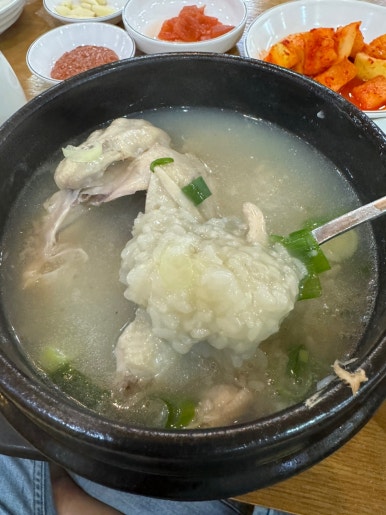 [인천 삼계탕 맛집] 학익 궁중삼계탕 - 16년 연속 블루리본서베이 한방삼계탕 인생맛집. 인천지방법원 현지인 맛집. 관련 이미지 24