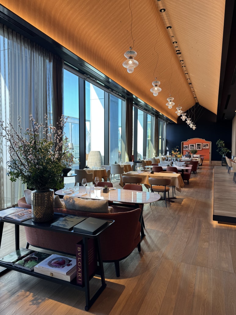 불가리 호텔 도쿄 - IL RISTORANTE , NIKO ROMITO 미슐랭 1스타 런치 메뉴와 조식. 관련 이미지 1