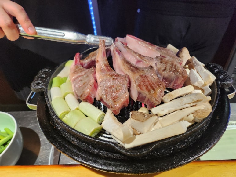 [서래마을 양고기] 라무진 - 서초동 양갈비 맛집. 모든 메뉴 먹어보기. 발렛파킹 가능. 양고기 맛집 리스트. 관련 이미지 10