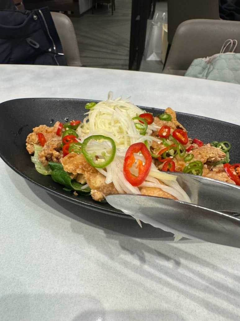 [더현대서울 맛집] 도원스타일 - 더현대 다이닝위크로 최대 30프로 할인 탑티어 중식당. 소고기 안심 탕수육, 그린 파파야 유린기, 양주식 바비큐 볶음밥. 관련 이미지 21