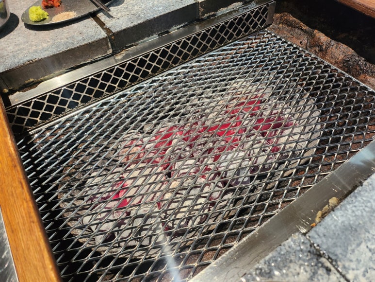 [이대서울병원 맛집] 산청숯불가든 - 마곡을 평정한 돼지고기 맛집. 메뉴를 정해드리겠습니다; 소금구이, 고초장구이 훌륭함. 주차가능. 관련 이미지 13