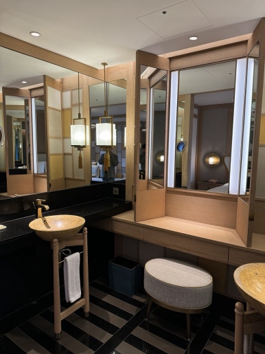 JW메리어트 제주 호캉스 - 신한 메리어트 본보이 ; 플래티넘 티어로 포인트숙박, 발렛주차, 야외수영장, 사우나, 조식숙제 후기. (1) 관련 이미지 13