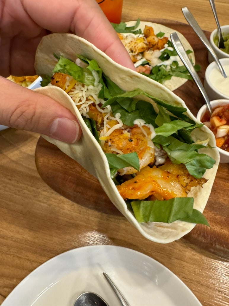 [신용산 맛집] 갓잇 용산점 - 2인 A세트 갓보울 후기. B세트 파히타와 비교! 용리단길 타코 멕시칸 음식 맛집. 관련 이미지 19