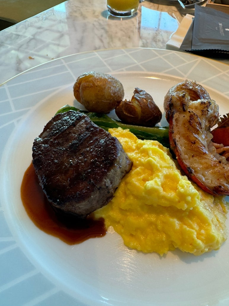 JW메리어트 제주 호캉스 - 신한 메리어트 본보이 카드 호텔 조식 5만원 할인 (조식숙제) 메뉴 추천. 아일랜드 키친 중식과 디너 뷔페까지. (2) 관련 이미지 17