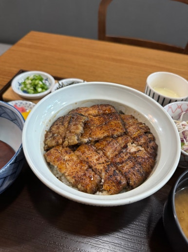 [명동 장어덮밥] 서설 - 서울에서 손꼽히는 히츠마부시 맛집. 일요일 혼밥 가능. 주차 가능. 관련 이미지 1